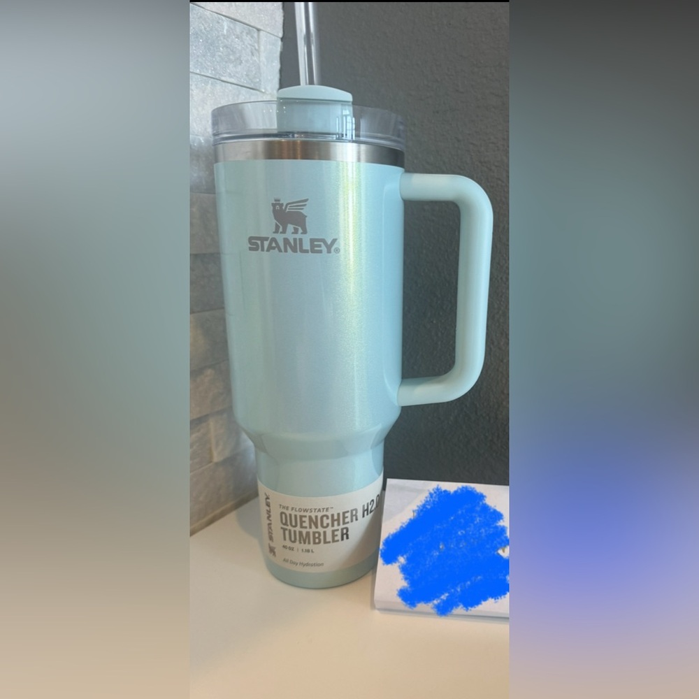 COPY - Stanley 40oz blueberry milk